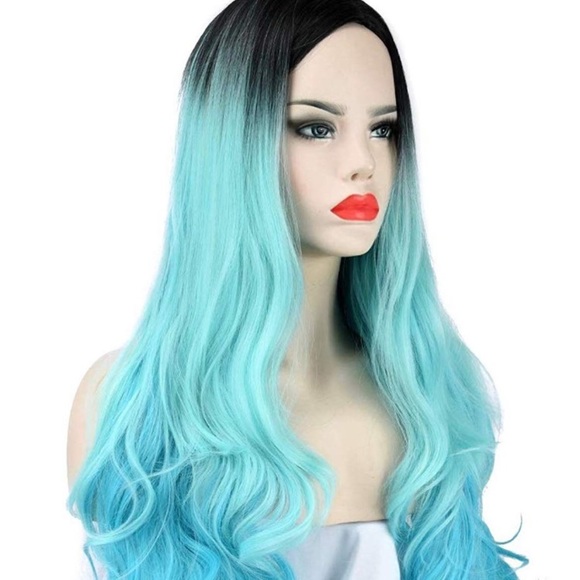 🧡PHOENIX 28” Curly LT Blue OMBRÉ Cosplay Wig *NWT